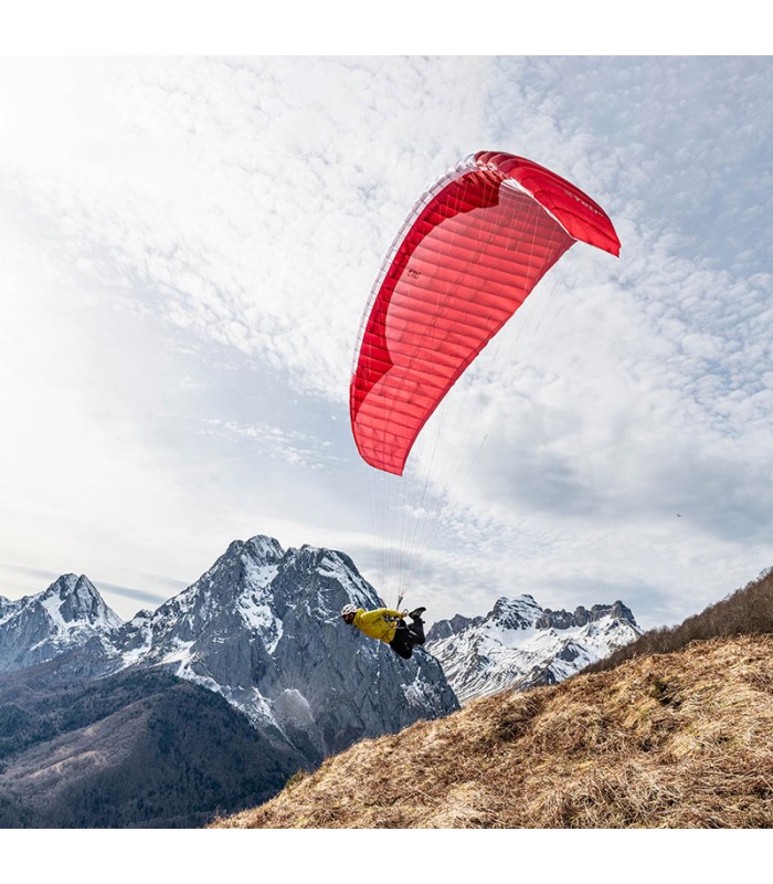 ParagliderYéti 6 wing of the Gin Gliders brand